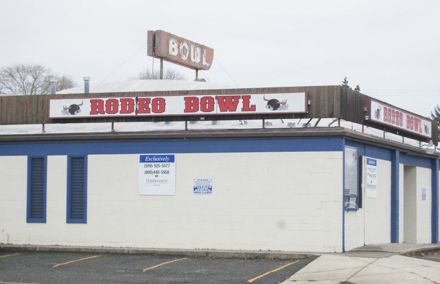Central Bowling Club stranded after bowling alley closure