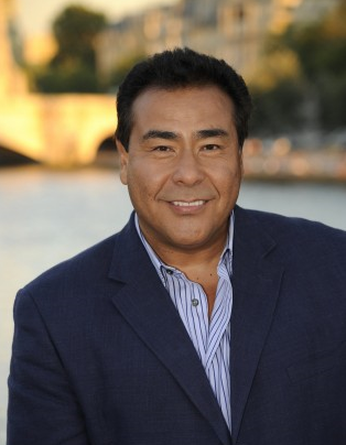 ABC News host John Quiñones to share life story in SURC