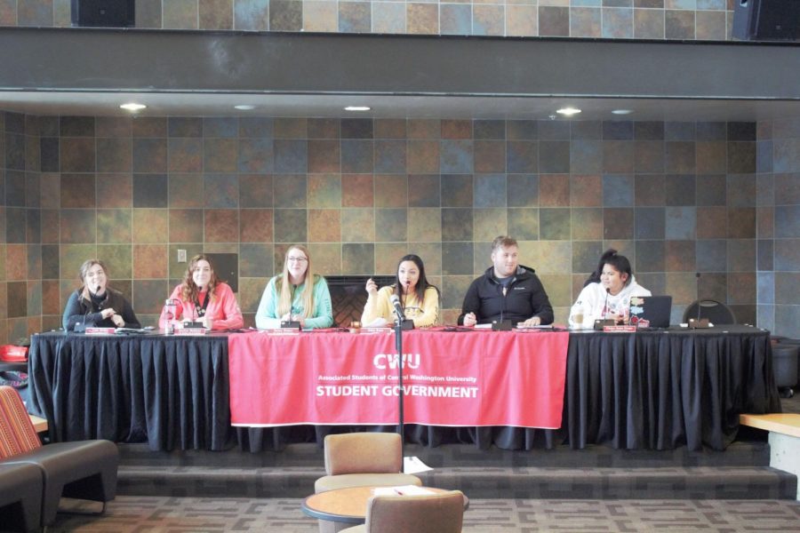 ASCWU has an open public meeting in the SURC pit every Monday. From left to right: Leah Mobley, Jocelyn Matheny, Bailey Klinker, Edith Rojas, Kane LeMaster
and Claire Anne-Grepo.