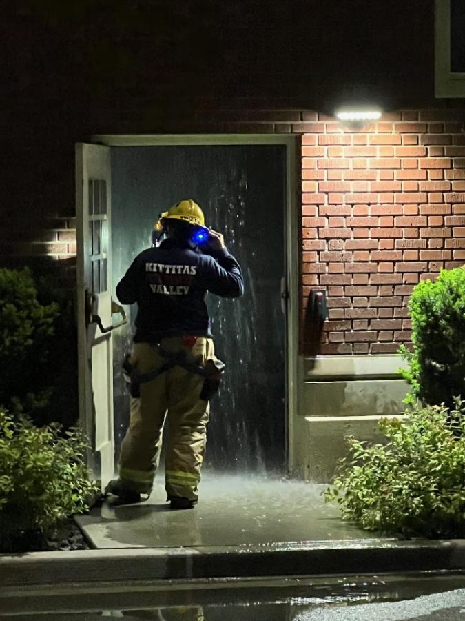 Firefighters respond to chilled water leak in Lind Hall