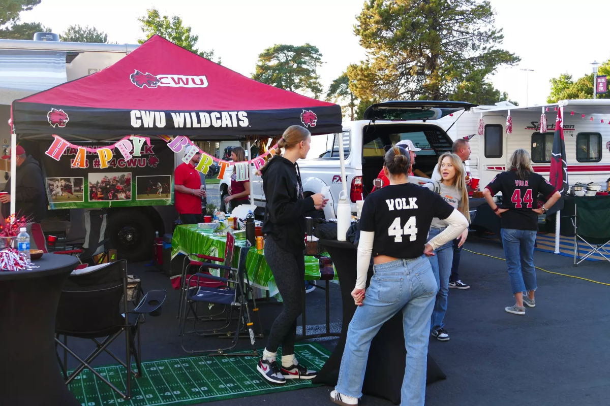 The Volk family tailgating. (Photo courtesy Justin Yormack)